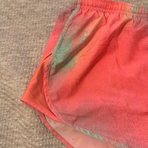 Nike Shorts Medium - Picture 2 of 6